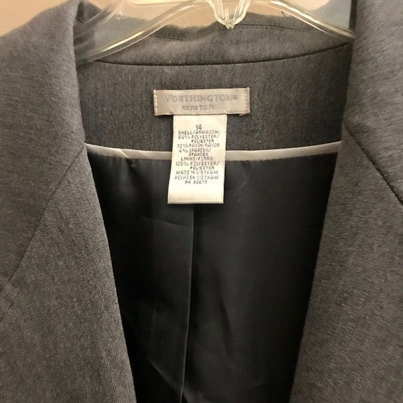 Worthington two piece gray suit - Picture 4 of 7